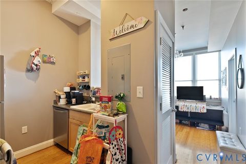 Tiny photo for 1414 W Marshall Street #U402, Richmond, VA 23220 (MLS # 2532181)