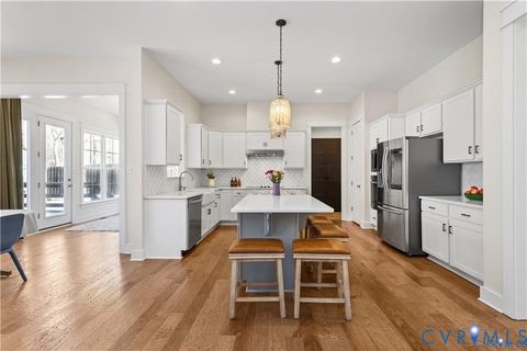 Tiny photo for 19620 Ahern Road, Moseley, VA 23120 (MLS # 2610765)