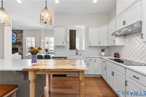 Tiny photo for 19620 Ahern Road, Moseley, VA 23120 (MLS # 2610765)