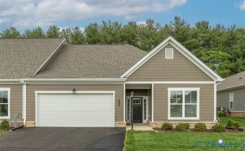 Photo of 8712 Hope Farm Lane, Mechanicsville, VA 23111 (MLS # 2613932)