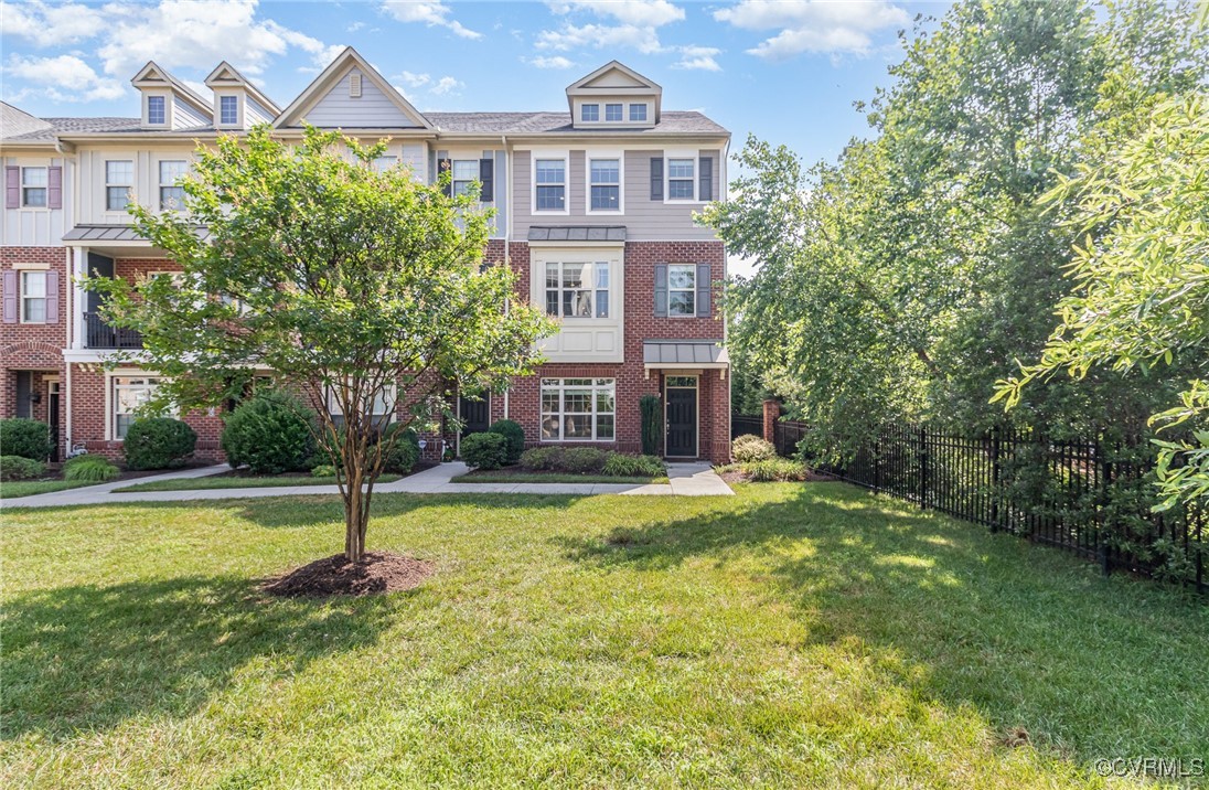 10939 Parkshire Lane