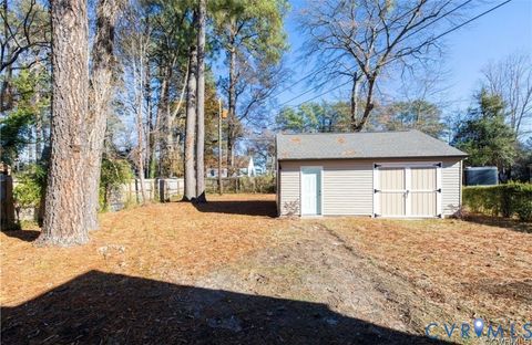Tiny photo for 710 Hampton Road, Petersburg, VA 23805 (MLS # 2617587)