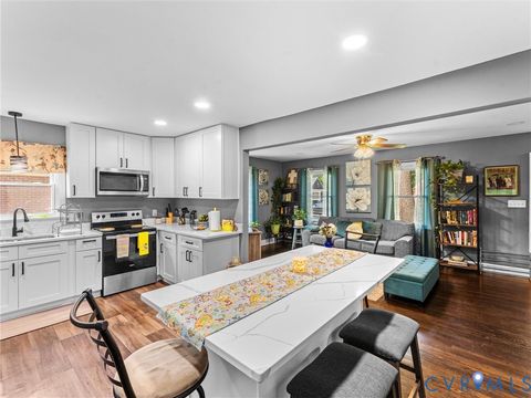 Tiny photo for 710 Hampton Road, Petersburg, VA 23805 (MLS # 2617587)