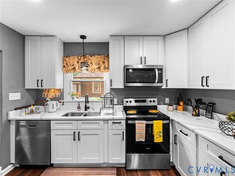 Tiny photo for 710 Hampton Road, Petersburg, VA 23805 (MLS # 2617587)