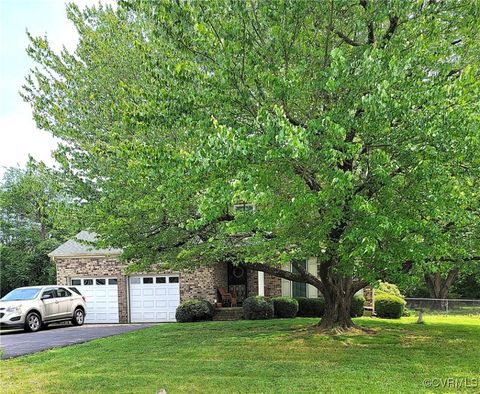 7168 Lereve Drive Mechanicsville VA 23111