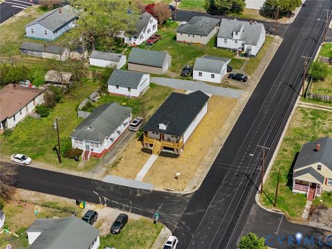 Tiny photo for 317 S 19th Avenue, Hopewell, VA 23860 (MLS # 2607129)
