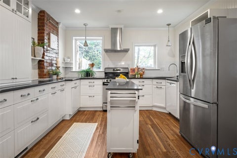 Tiny photo for 1716 Grove Avenue, Richmond, VA 23220 (MLS # 2626337)
