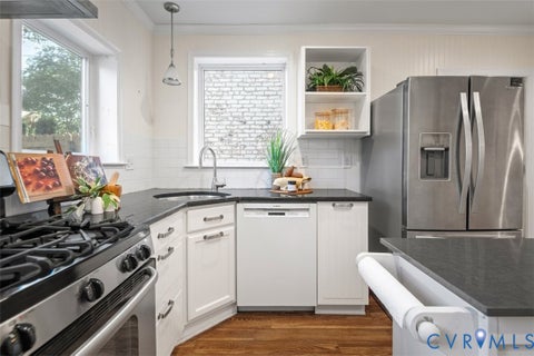Tiny photo for 1716 Grove Avenue, Richmond, VA 23220 (MLS # 2626337)