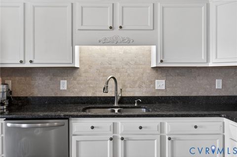 Tiny photo for 2092 Leigh Mountain Road, Green Bay, VA 23942 (MLS # 2607804)