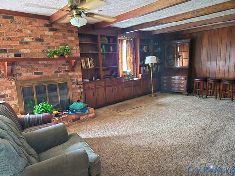 Tiny photo for 3049 Farmville Road Rd, Farmville, VA 23901 (MLS # 2617941)