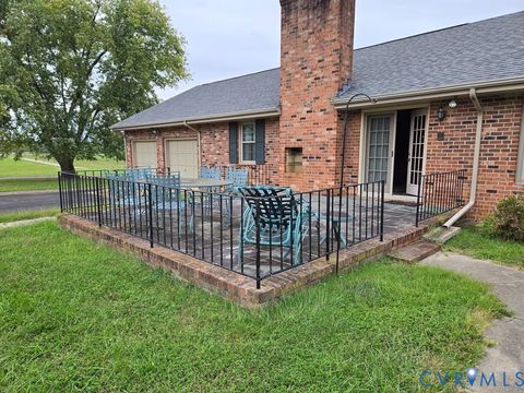 Tiny photo for 3049 Farmville Road Rd, Farmville, VA 23901 (MLS # 2617941)