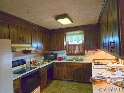 Tiny photo for 3049 Farmville Road Rd, Farmville, VA 23901 (MLS # 2617941)