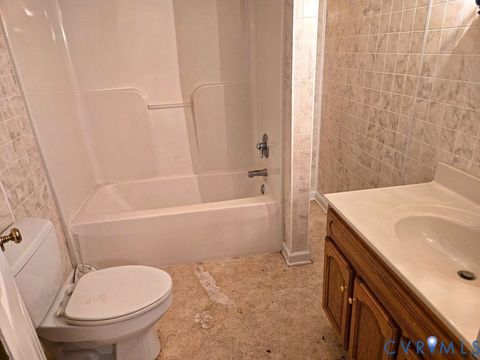 Tiny photo for 3049 Farmville Road Rd, Farmville, VA 23901 (MLS # 2617941)