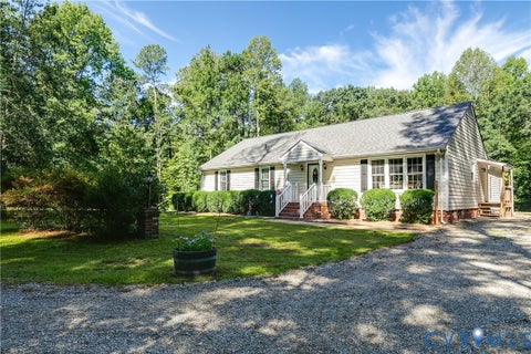 Photo of 9026 Triple Trail, Mechanicsville, VA 23116 (MLS # 2625329)