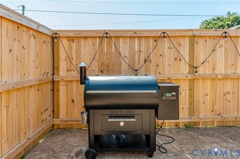 Tiny photo for 802 Catherine Street, Richmond, VA 23220 (MLS # 2530451)