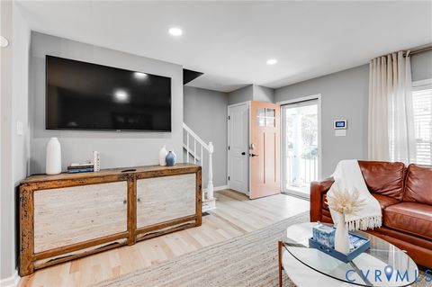 Tiny photo for 802 Catherine Street, Richmond, VA 23220 (MLS # 2530451)