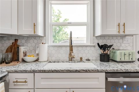 Tiny photo for 802 Catherine Street, Richmond, VA 23220 (MLS # 2530451)