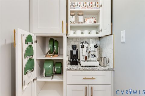 Tiny photo for 802 Catherine Street, Richmond, VA 23220 (MLS # 2530451)