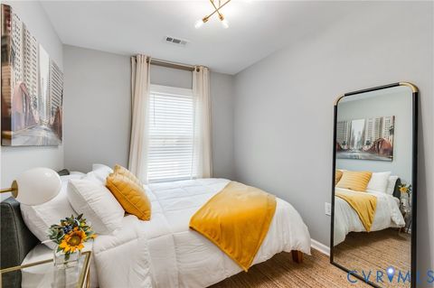 Tiny photo for 802 Catherine Street, Richmond, VA 23220 (MLS # 2530451)