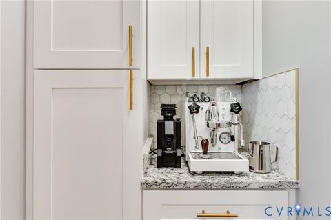 Tiny photo for 802 Catherine Street, Richmond, VA 23220 (MLS # 2530451)