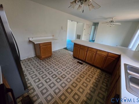 Tiny photo for 63 Legrande Lane Ln, Dillwyn, VA 23936 (MLS # 2532090)