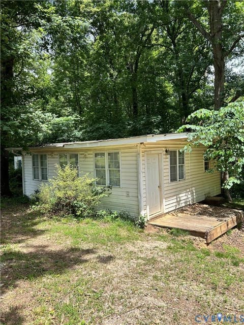 Photo of 2609 Mountain View Road, Powhatan, VA 23139 (MLS # 2612979)