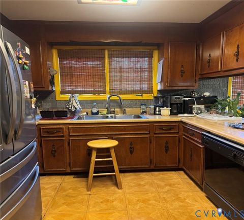 Tiny photo for 14813 Amy Court, South Chesterfield, VA 23834 (MLS # 2533547)