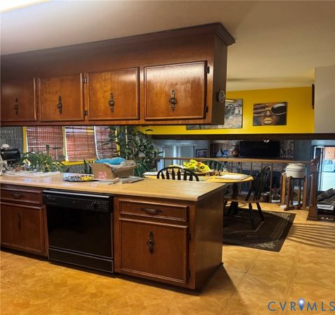 Tiny photo for 14813 Amy Court, South Chesterfield, VA 23834 (MLS # 2533547)