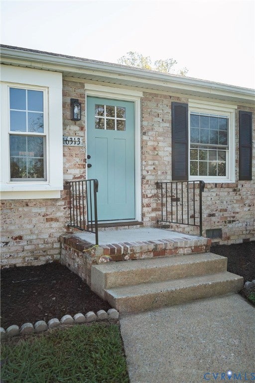 6313 Brookshire Drive