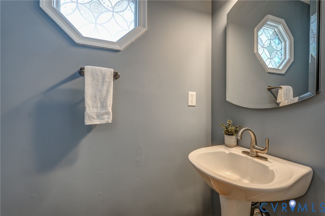 7201 Hartsdale Court