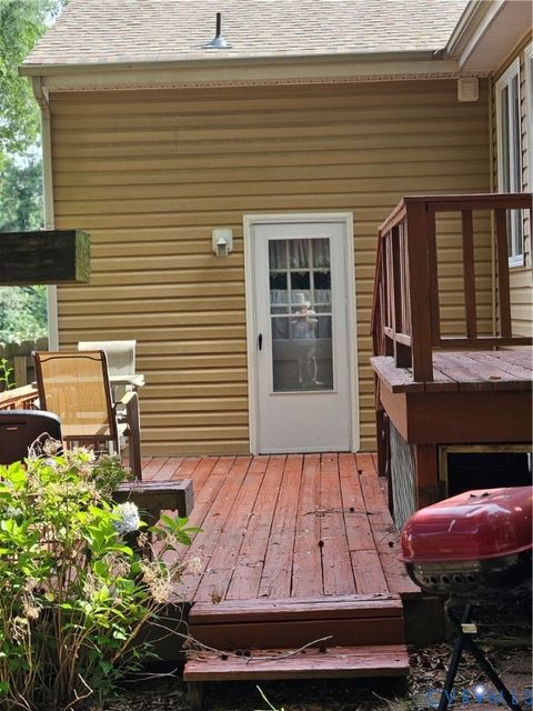 Tiny photo for 107 Tudor Road, Colonial Heights, VA 23834 (MLS # 2618978)