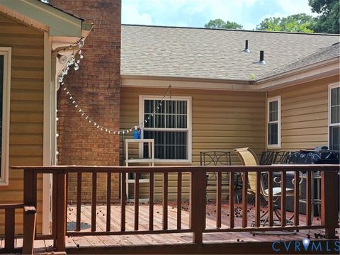 Tiny photo for 107 Tudor Road, Colonial Heights, VA 23834 (MLS # 2618978)