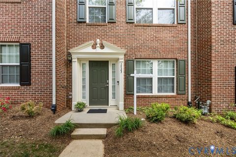 Photo of 2423 Abington Drive, Charlottesville, VA 22911 (MLS # 2610813)