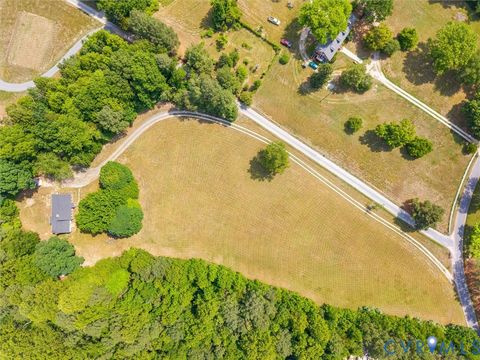 Tiny photo for 19085 Shumans Road, Ruther Glen, VA 22546 (MLS # 2616091)
