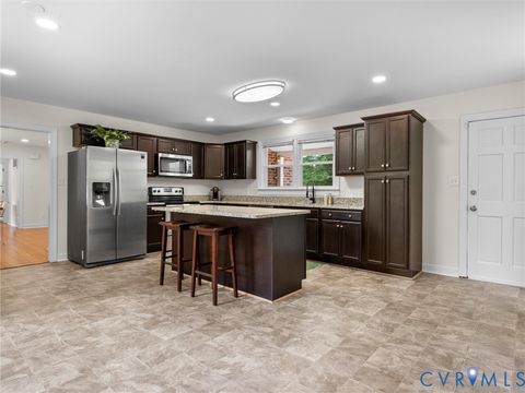 Tiny photo for 19085 Shumans Road, Ruther Glen, VA 22546 (MLS # 2616091)