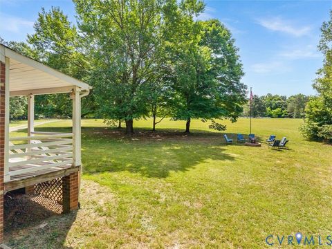 Tiny photo for 19085 Shumans Road, Ruther Glen, VA 22546 (MLS # 2616091)