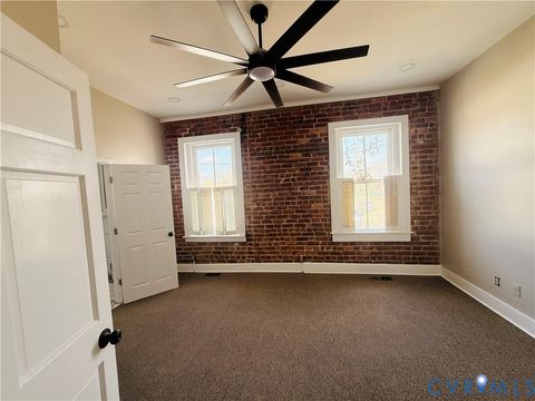 Tiny photo for 501 Grove ave Ave, Petersburg, VA 23803 (MLS # 2608457)