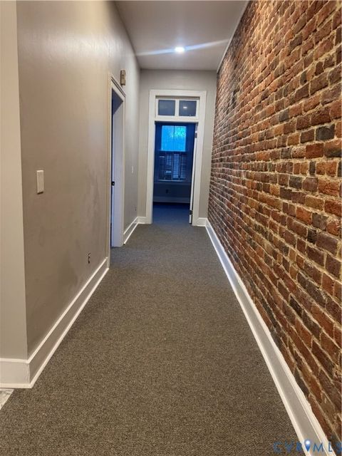 Tiny photo for 501 Grove ave Ave, Petersburg, VA 23803 (MLS # 2608457)