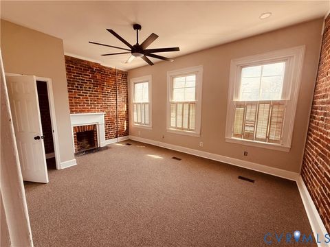 Tiny photo for 501 Grove ave Ave, Petersburg, VA 23803 (MLS # 2608457)