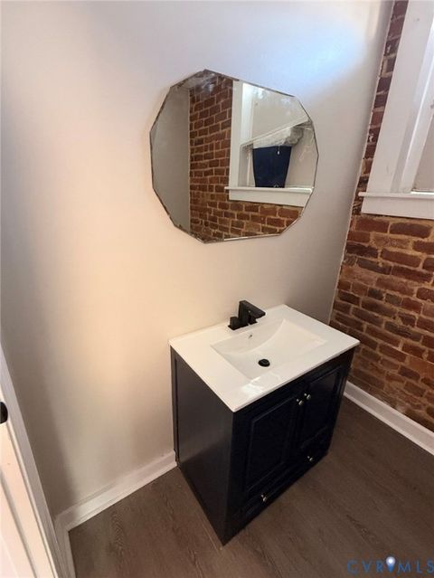 Tiny photo for 501 Grove ave Ave, Petersburg, VA 23803 (MLS # 2608457)