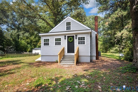 Photo of 3016 Freedom Lane, North Chesterfield, VA 23234 (MLS # 2627419)