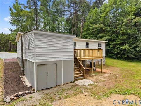 Tiny photo for 22560 Genito Road, Amelia Courthouse, VA 23002 (MLS # 2618487)