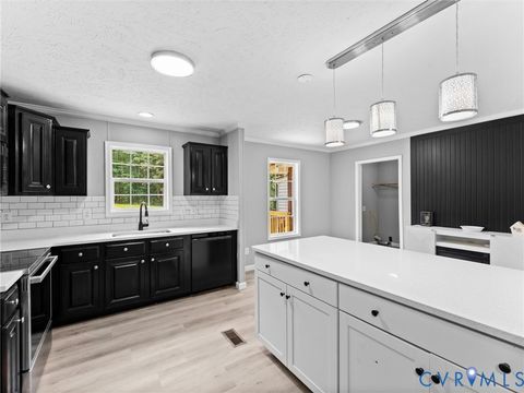 Tiny photo for 22560 Genito Road, Amelia Courthouse, VA 23002 (MLS # 2618487)
