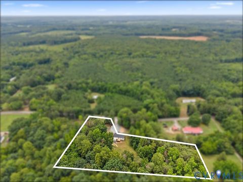 Tiny photo for 22560 Genito Road, Amelia Courthouse, VA 23002 (MLS # 2618487)