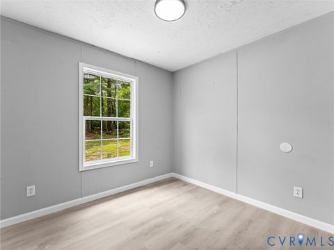 Tiny photo for 22560 Genito Road, Amelia Courthouse, VA 23002 (MLS # 2618487)