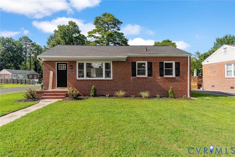 Photo of 5701 Heywood Road, Richmond, VA 23224 (MLS # 2628927)