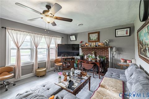 Tiny photo for 4933 George Washington Mem Highway, Yorktown, VA 23692 (MLS # 2527743)