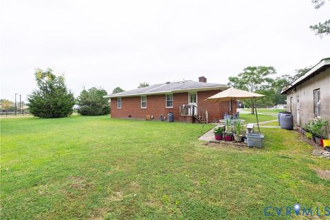 Tiny photo for 4933 George Washington Mem Highway, Yorktown, VA 23692 (MLS # 2527743)