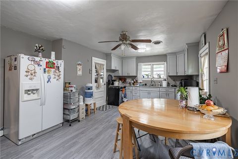 Tiny photo for 4933 George Washington Mem Highway, Yorktown, VA 23692 (MLS # 2527743)