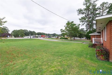 Tiny photo for 4933 George Washington Mem Highway, Yorktown, VA 23692 (MLS # 2527743)